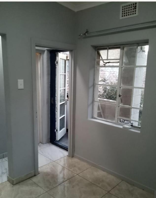 To Let 1 Bedroom Property for Rent in Ruyterwacht Western Cape
